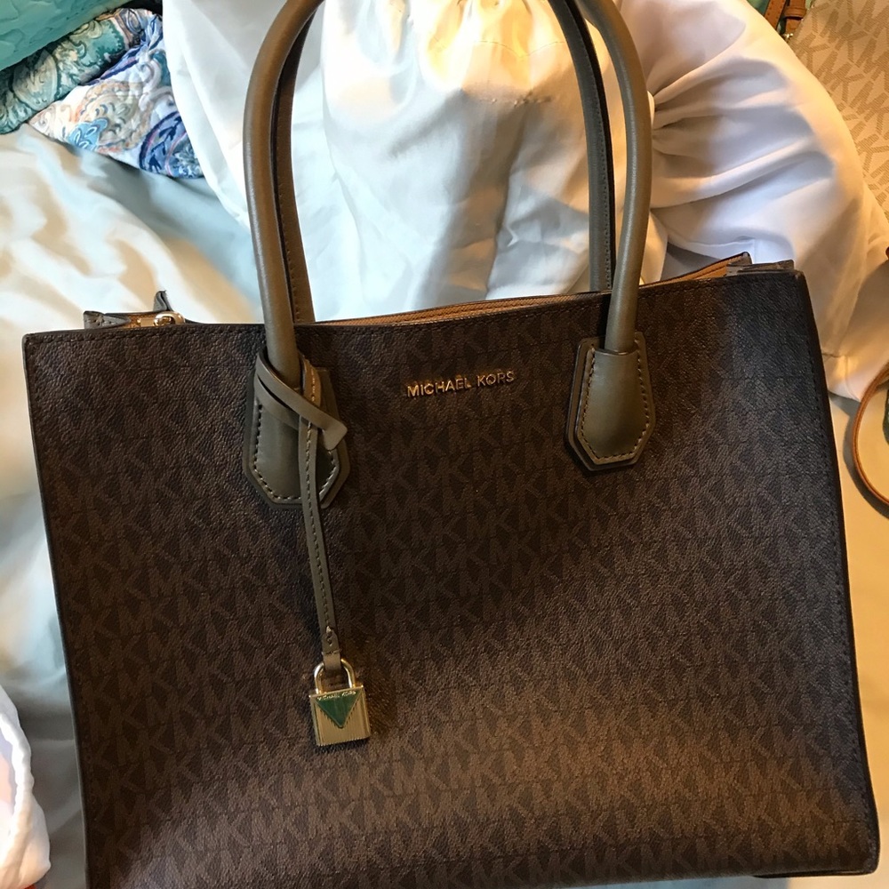 Michael Kors Tote